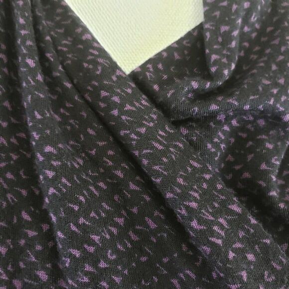 Banana Republic Black & Purple Geo Print Cowl Neck Split-Front Top Size Medium - Picture 9 of 10